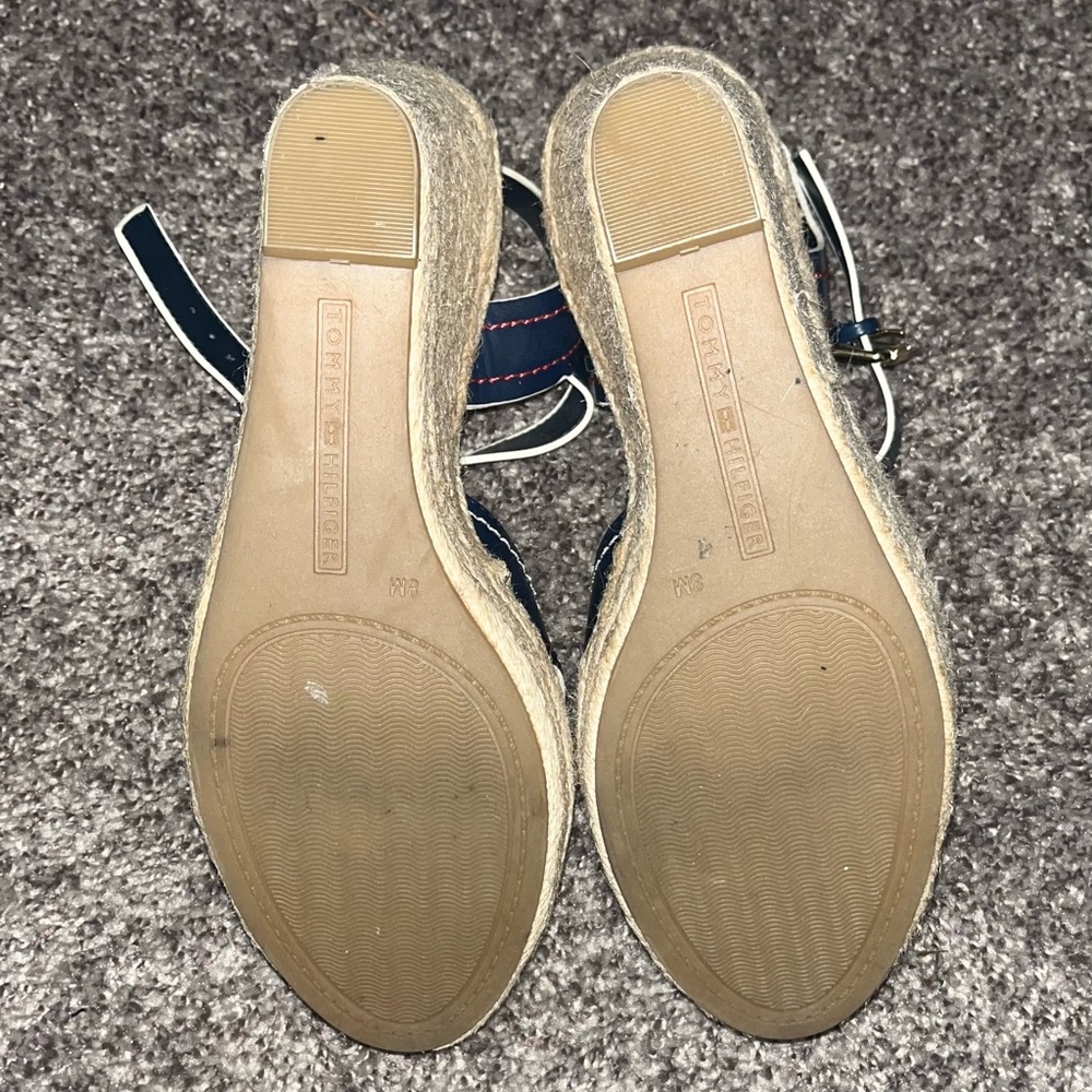 Navy Blue Tommy Hilfiger Women’s size 8